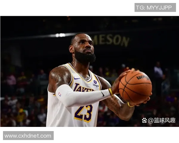詹姆斯里程碑之夜30+8浓眉18+19 湖人主场复仇老鹰
