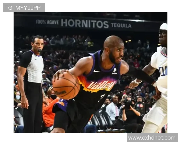 52.2%+44.3%，效率高却是“战术毒药”？沃尔献计：让斯玛特上首发！