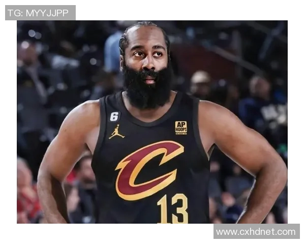 哈登加盟骑士首次出汗,阿伦吃饼26+14,黄蜂新秀33分难救主